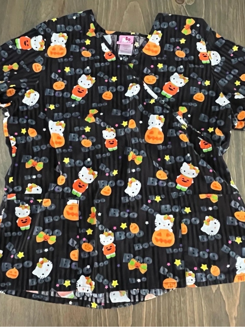 Hello Kitty Halloween Pumpkin Women's Size Large Scrub Top 100% Cotton